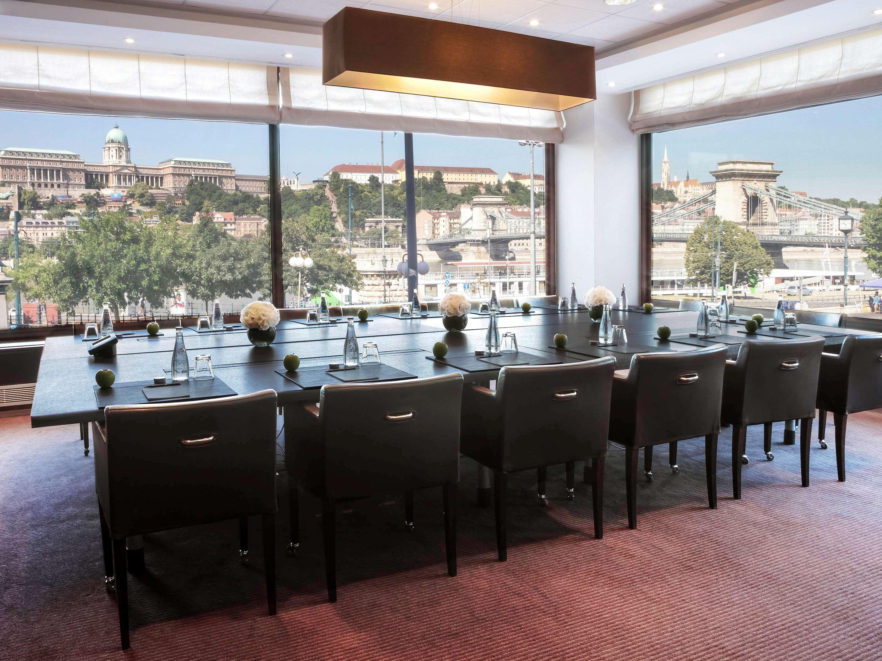 Sofitel Budapest Chain Bridge Экстерьер фото